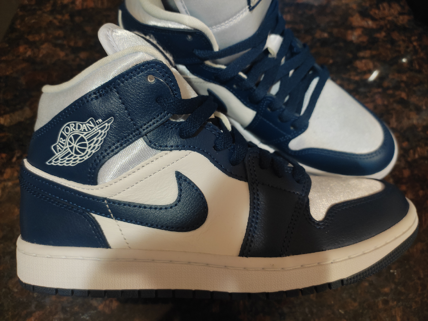 Nike Air Jordan 1 Mid, US 8