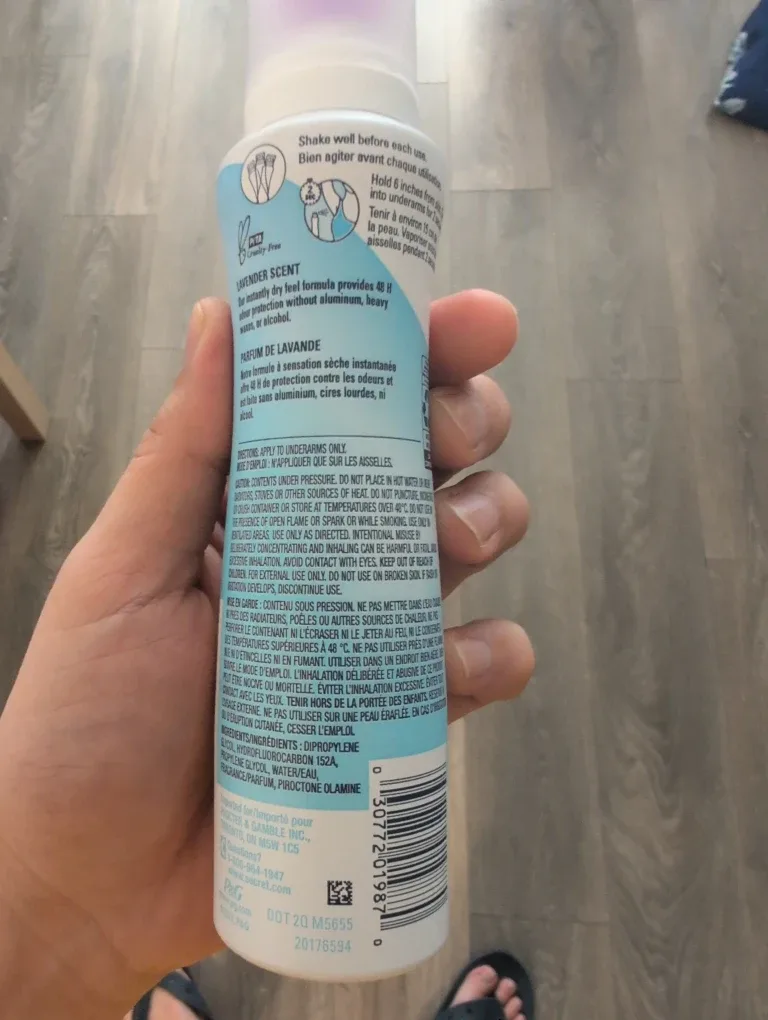 Secret Aluminum Free Lavender Dry Spray image indicator(2)