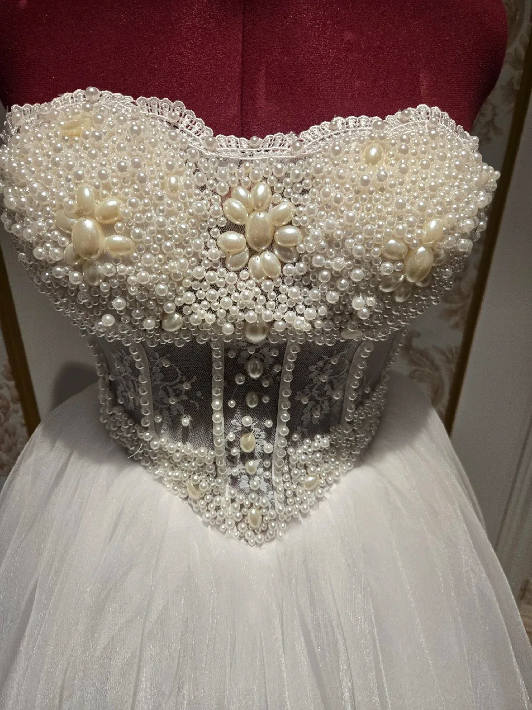 White Pearl Embellished Wedding Dress image indicator(4)