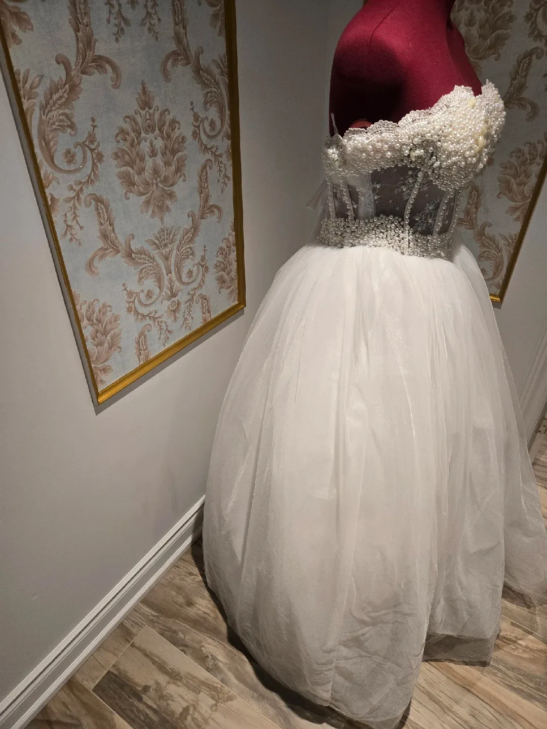 White Pearl Embellished Wedding Dress image indicator(9)