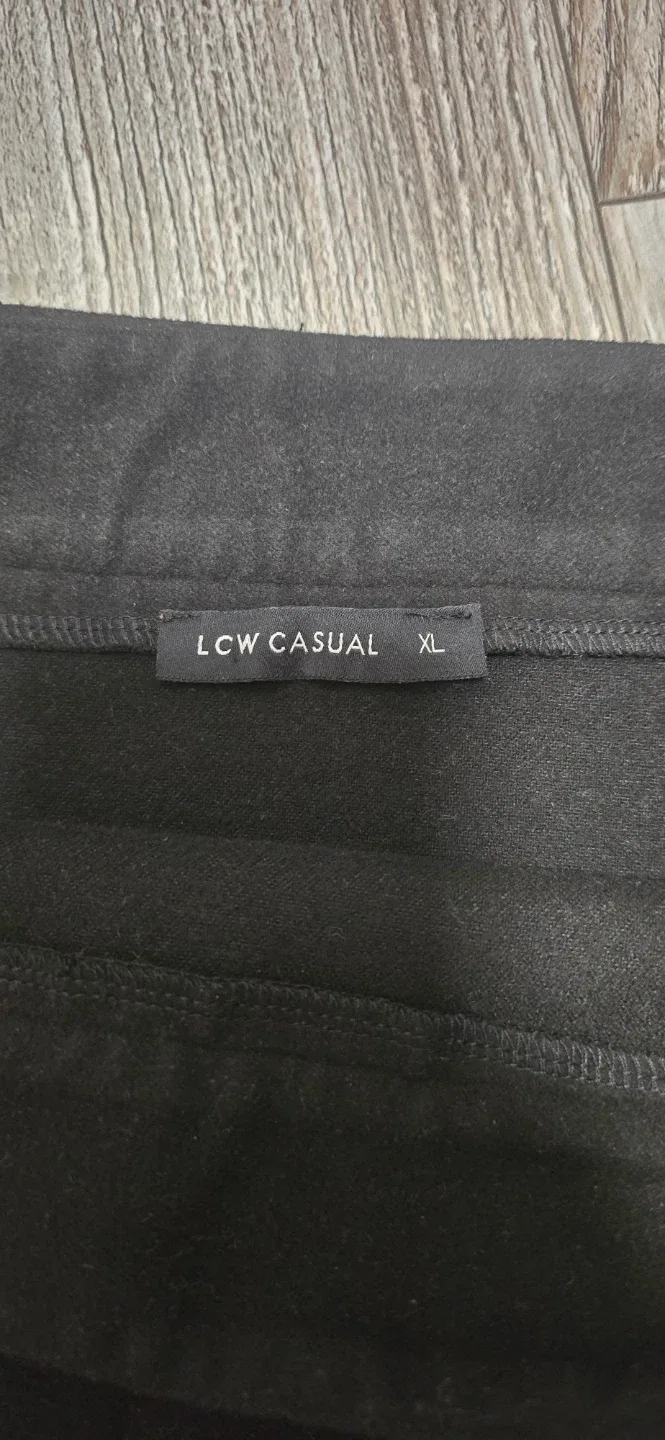 LCW Casual Black Skirt - Size XL image indicator(5)