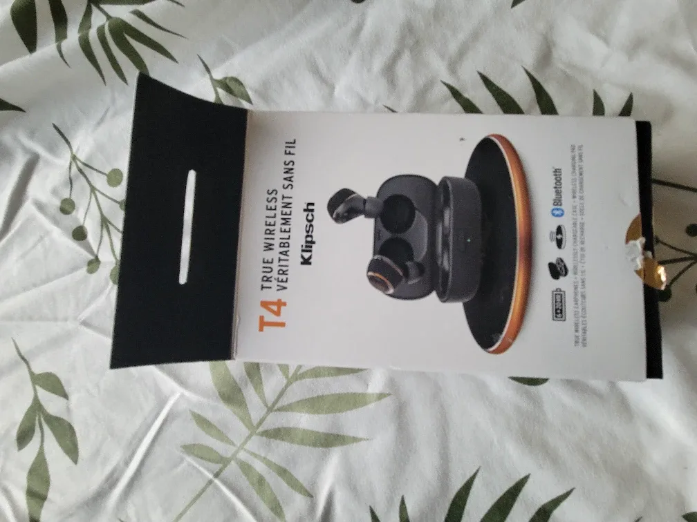 Klipsch T4 True Wireless Earbuds  NEW