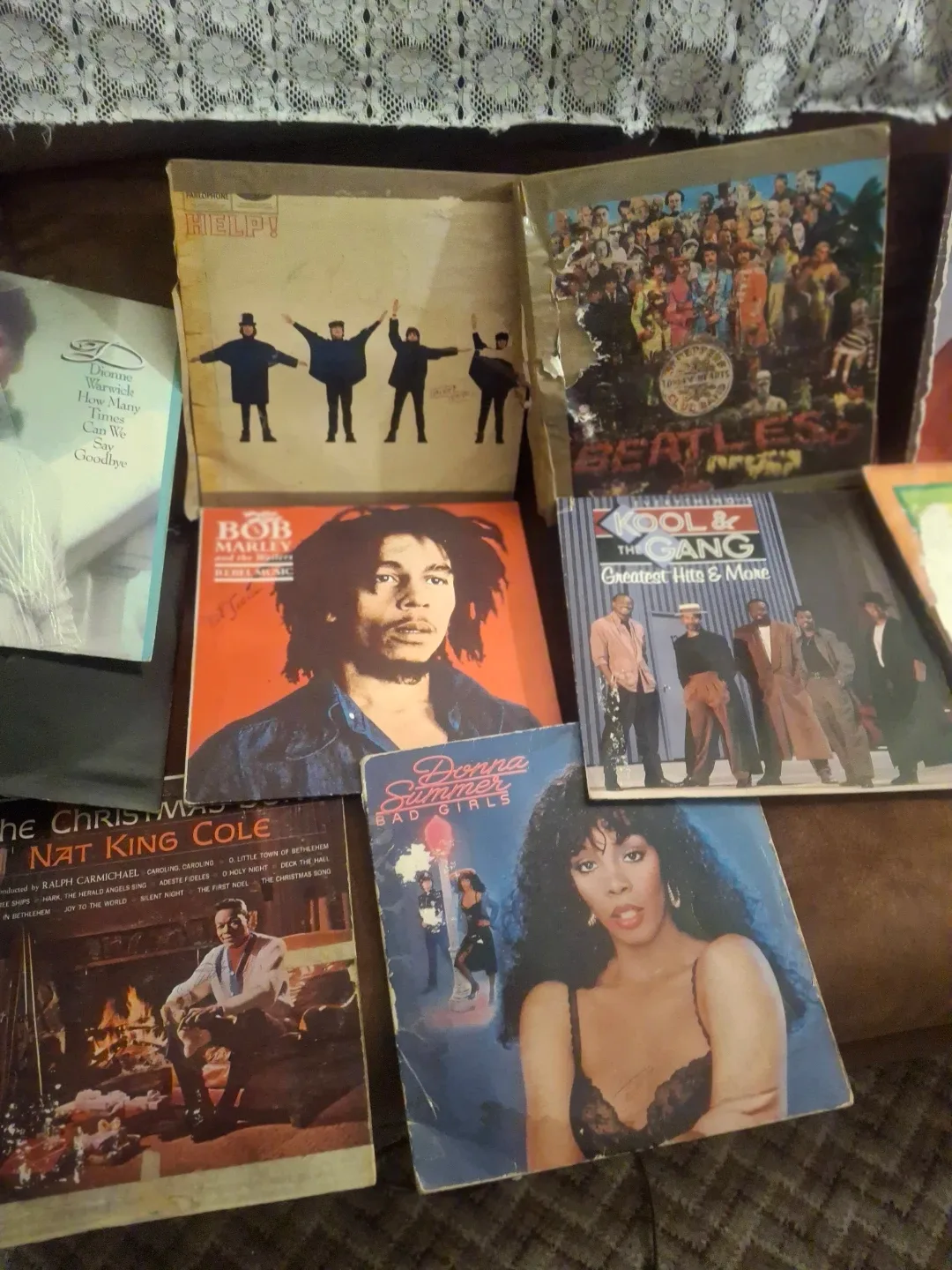 Vintage Vinyl Records - Beatles, Bob Marley, Donna Summer image indicator(2)
