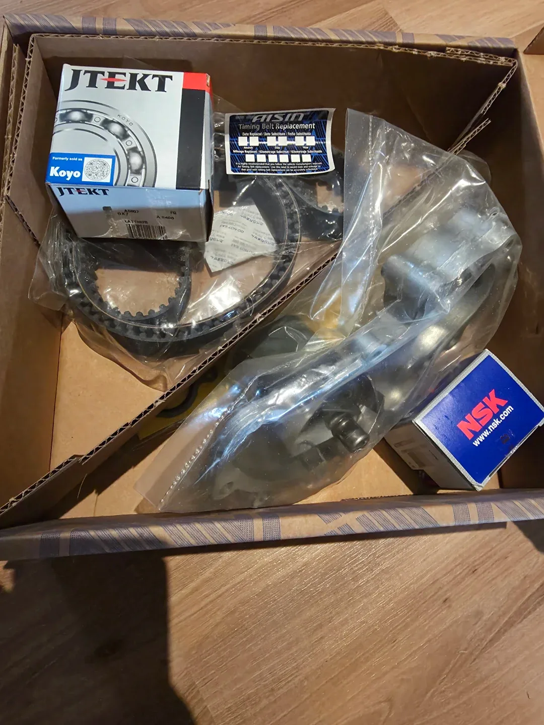 AISIN TKT-005 Water Pump Timing Belt Kit - New image indicator(2)