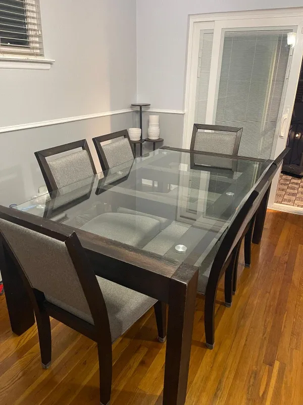Dining Table with 6 Chairs - Glass Top