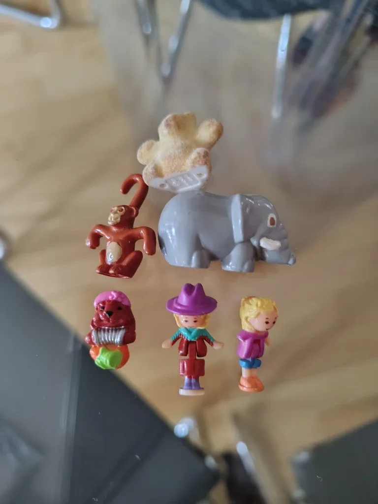 Collector's Vintage 1989 Polly Pocket Wild Zoo World Compact image indicator(3)