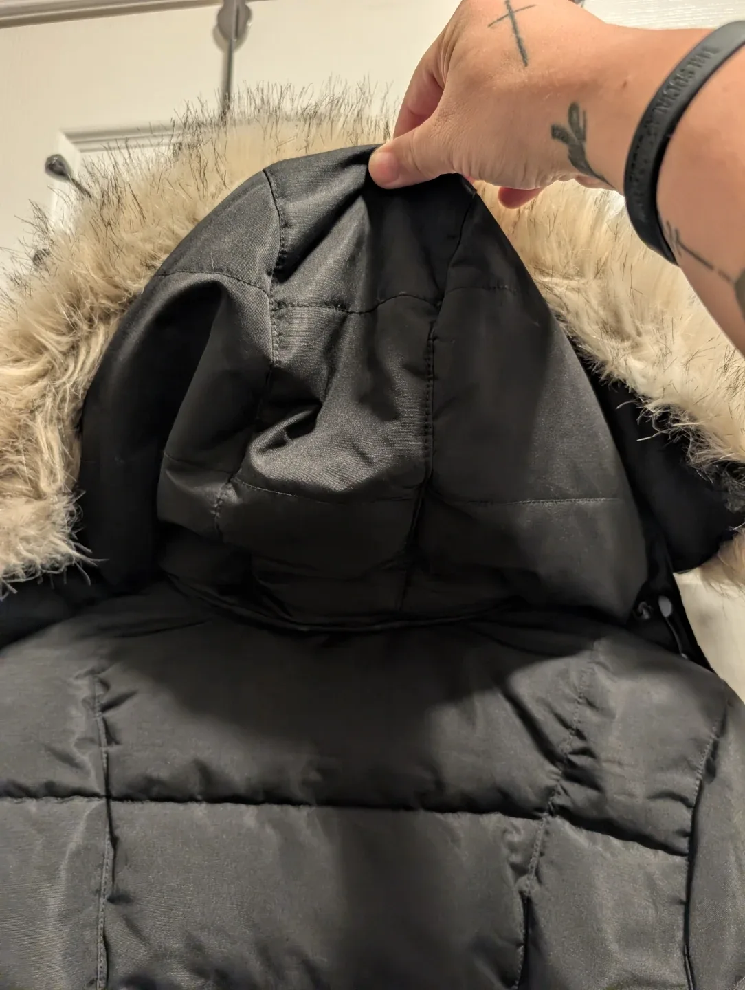 Noize Black Puffer Jacket XS image indicator(6)