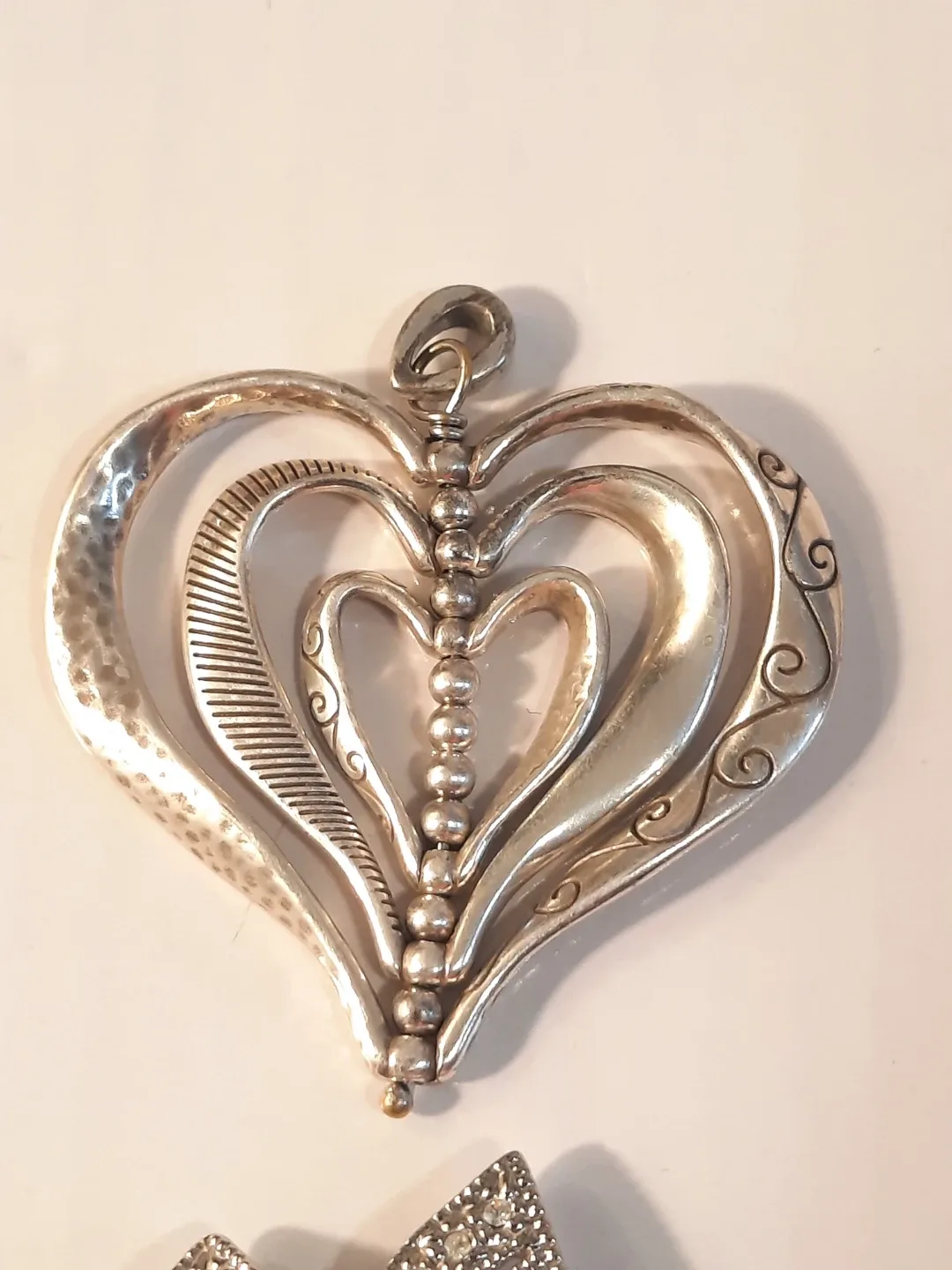 Vintage Ciro,Barkley and pewter brooch pensants - Set of 3 image indicator(5)