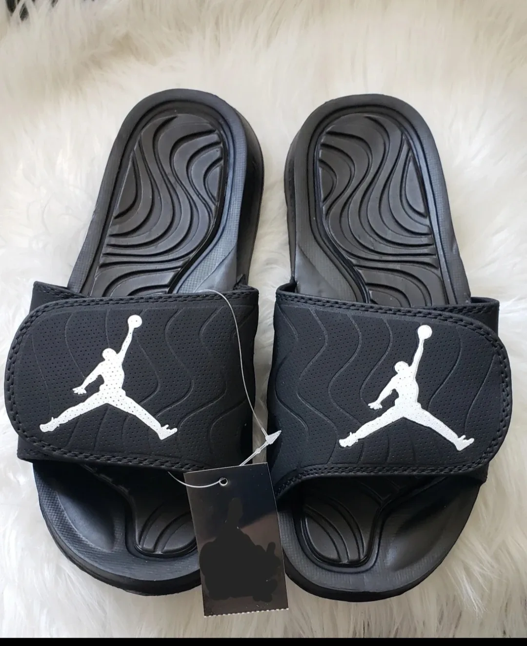 Brand new Man's Jordan Retro sleepers for sale image indicator(7)