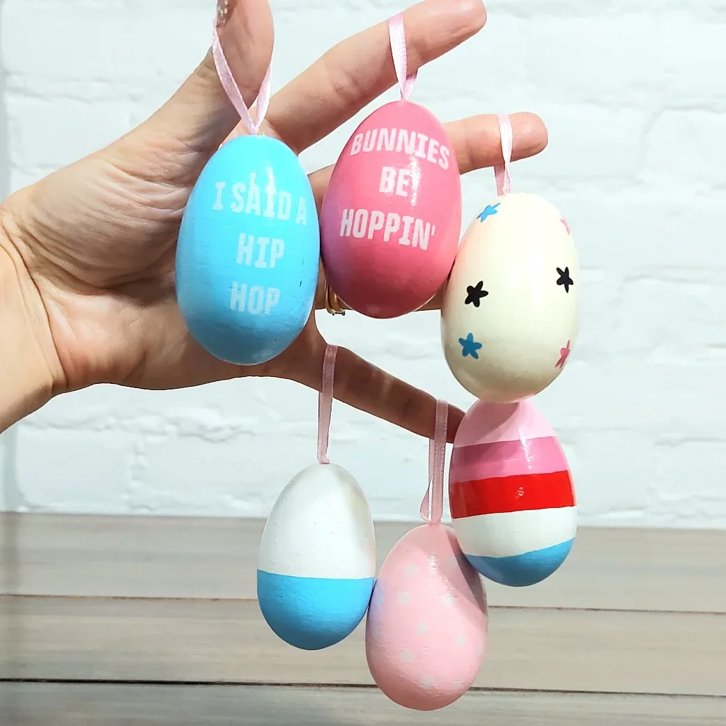 trade or $3! 🛍 Avon wooden egg ornaments