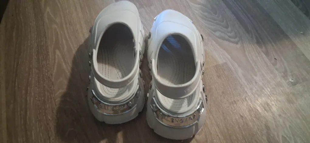 Balenciaga x Crocs White Platform Clogs image indicator(2)