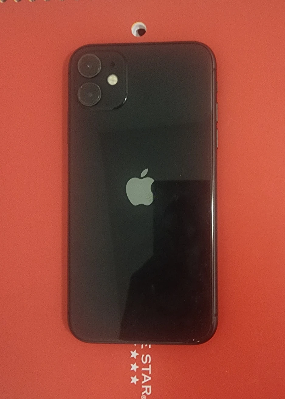 iPhone 11 - Black - photo 2