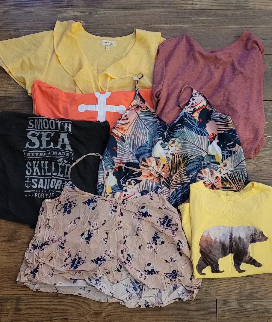 Mixed Lot of Women's Clothing