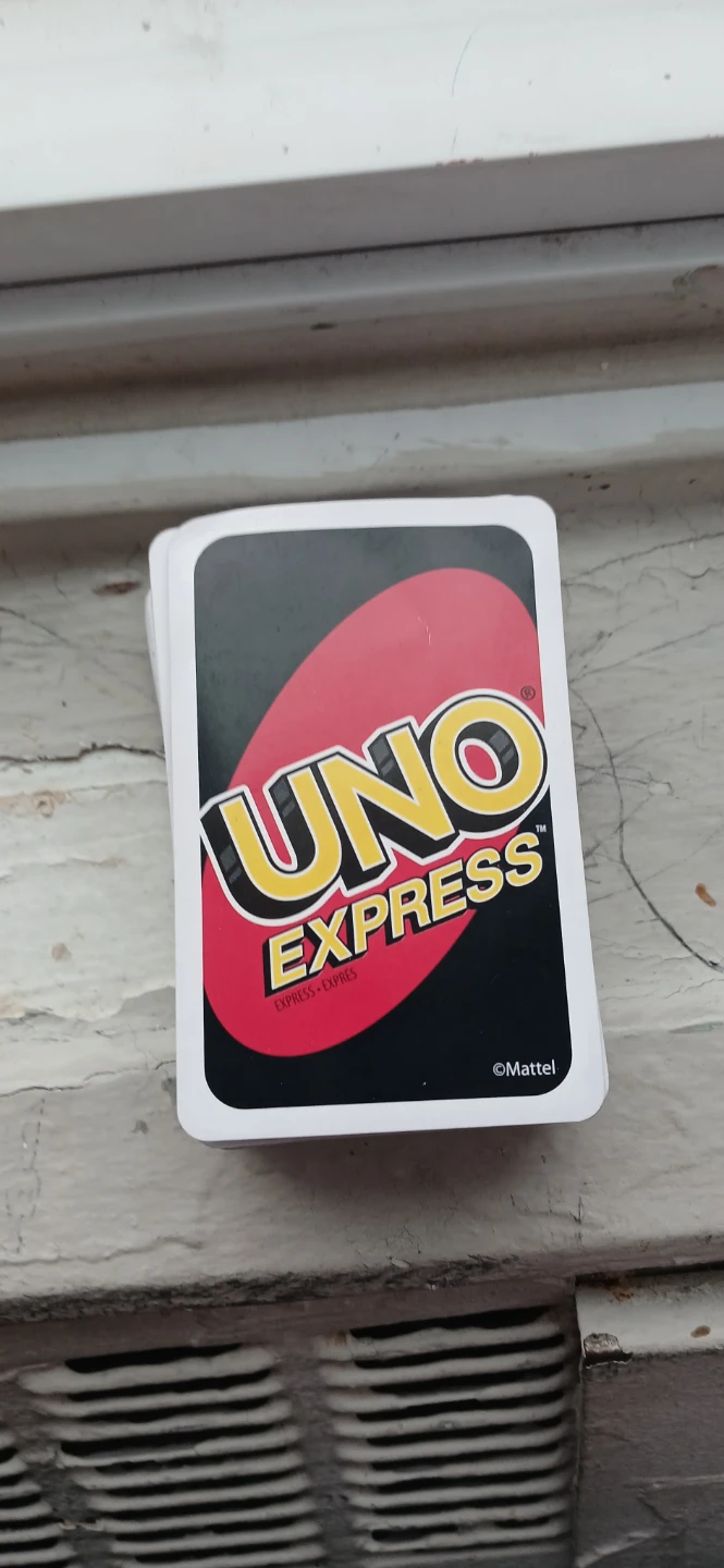 UNO Express card game by Mattel