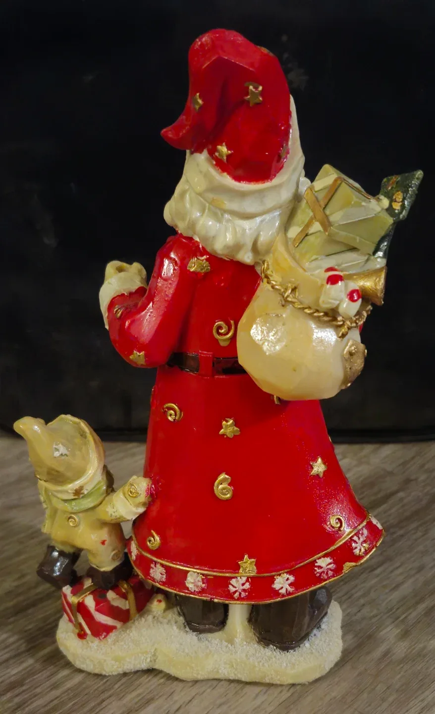 Christmas Santa Figurine image indicator(2)