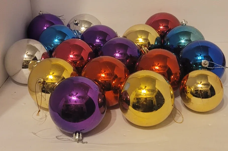 Christmas Ornaments - Assorted Styles image indicator(9)