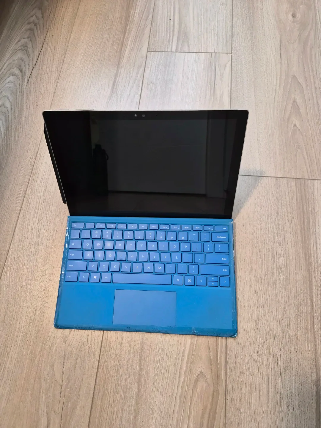 Microsoft Surface Pro 4 image indicator(3)