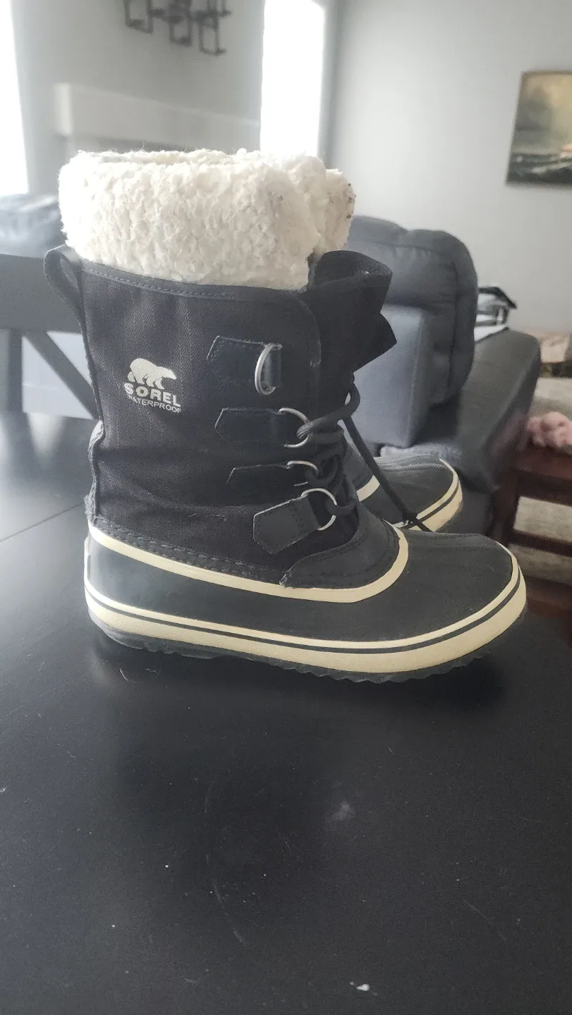 Sorel Women's Winter Boots - Size 7