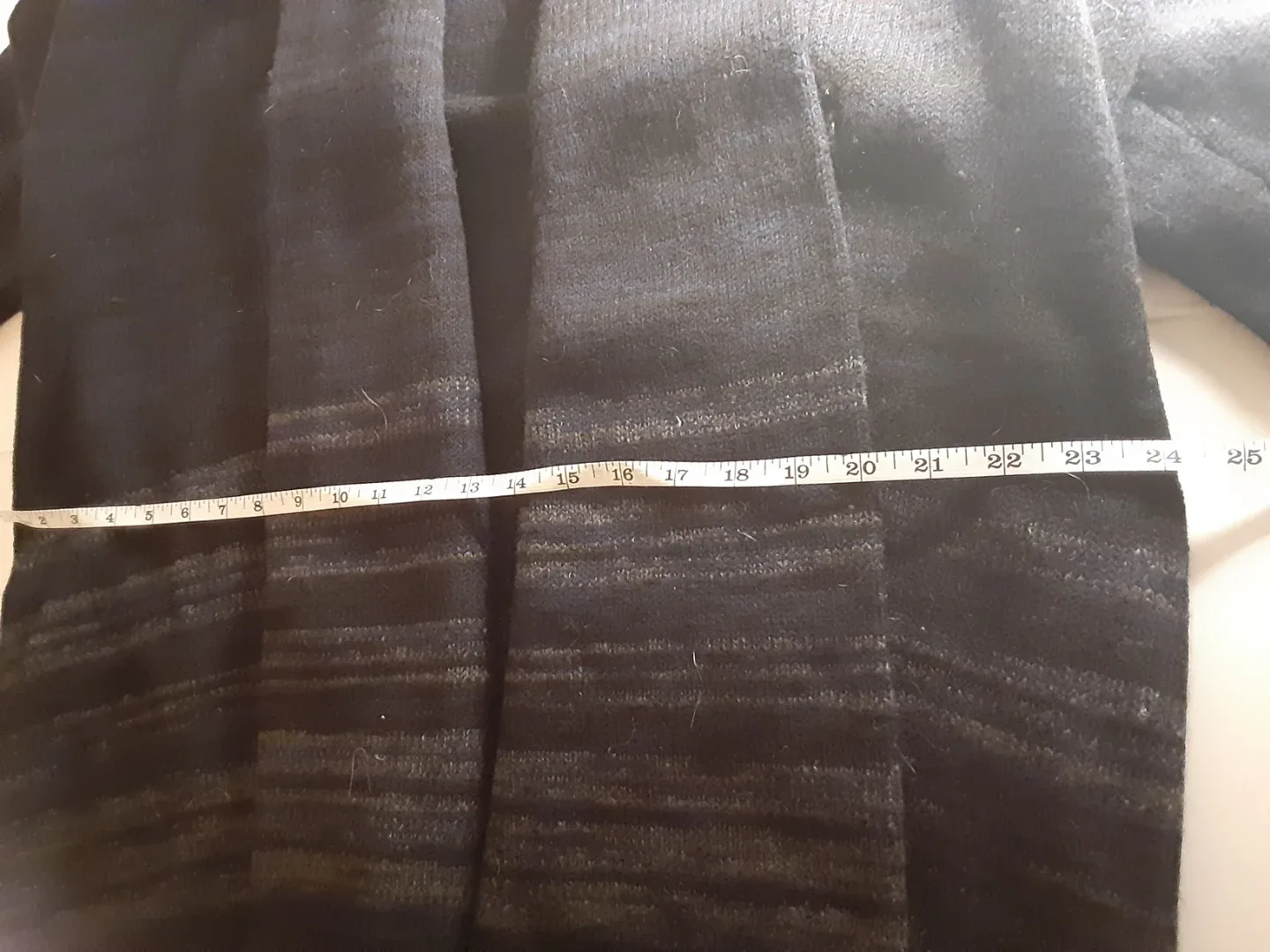 Vince - Wool/Yak - Dark Blue/Black Cardigan | S: L/G image indicator(8)