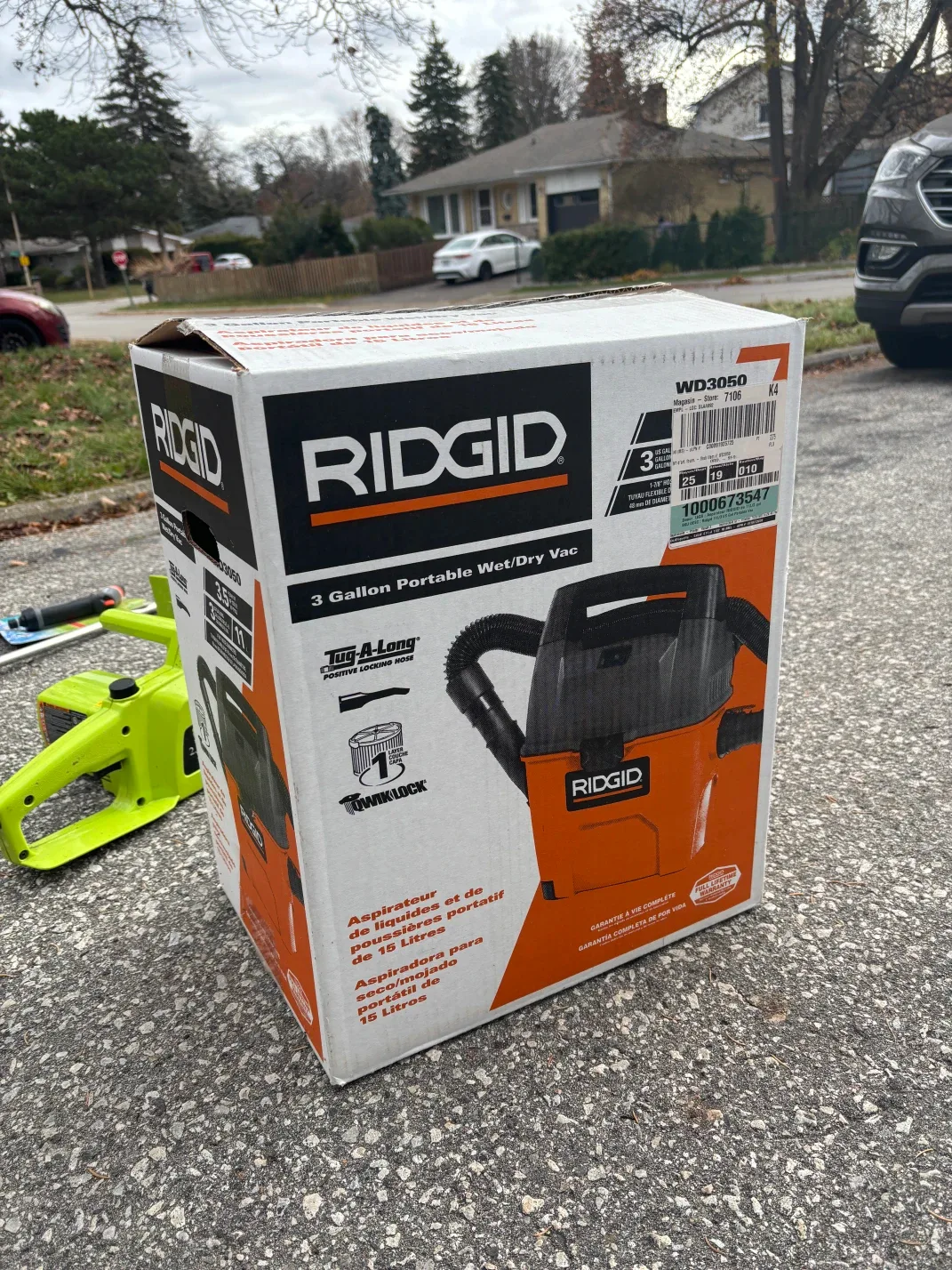 Ridgid 3 Gallon Portable Wet/Dry Vac - WD3050 image indicator(4)