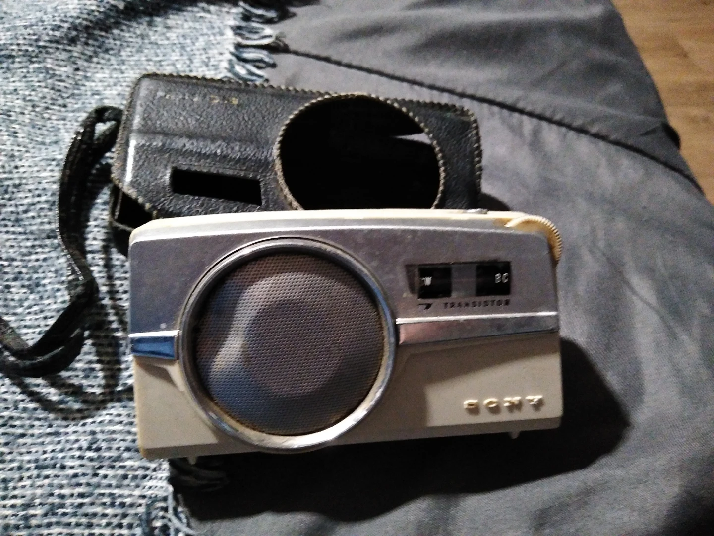 Vintage Sony transistor radio