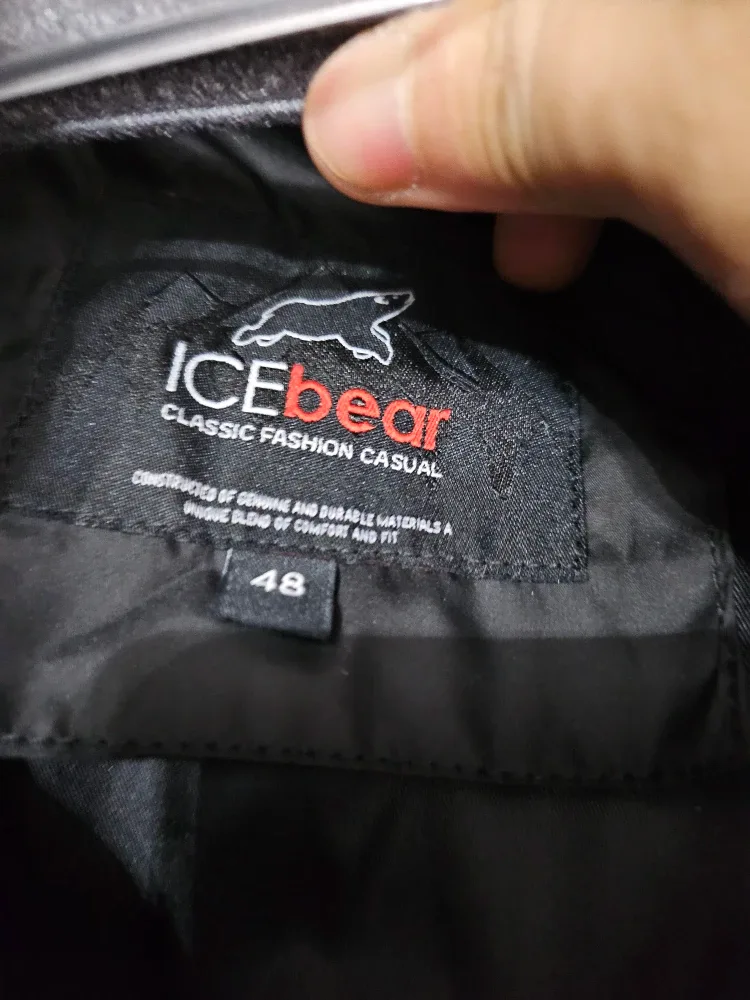 ✨️ICEbear Puffer Jacket Size 48 image indicator(2)