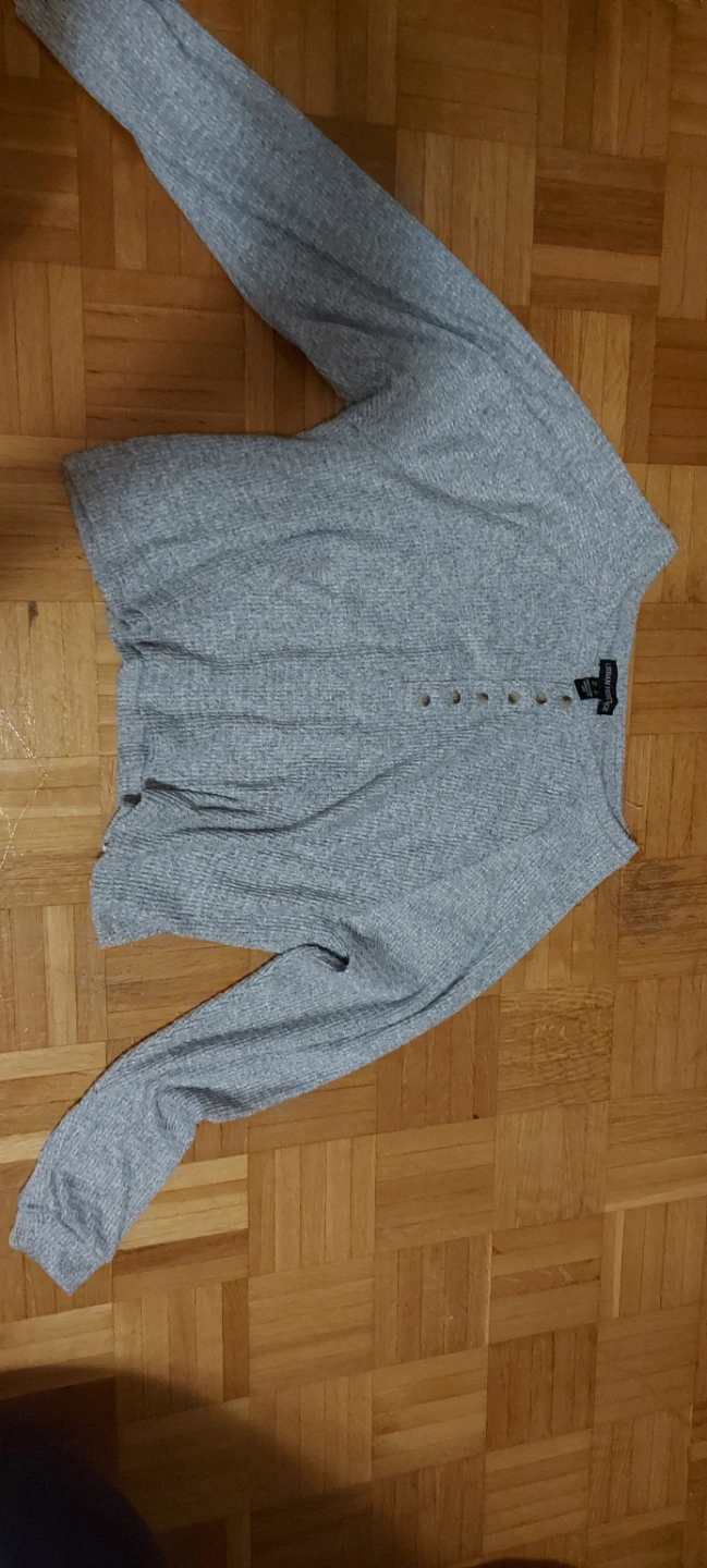 Urban Heritage Grey Long Sleeve - Size Medium - photo 2