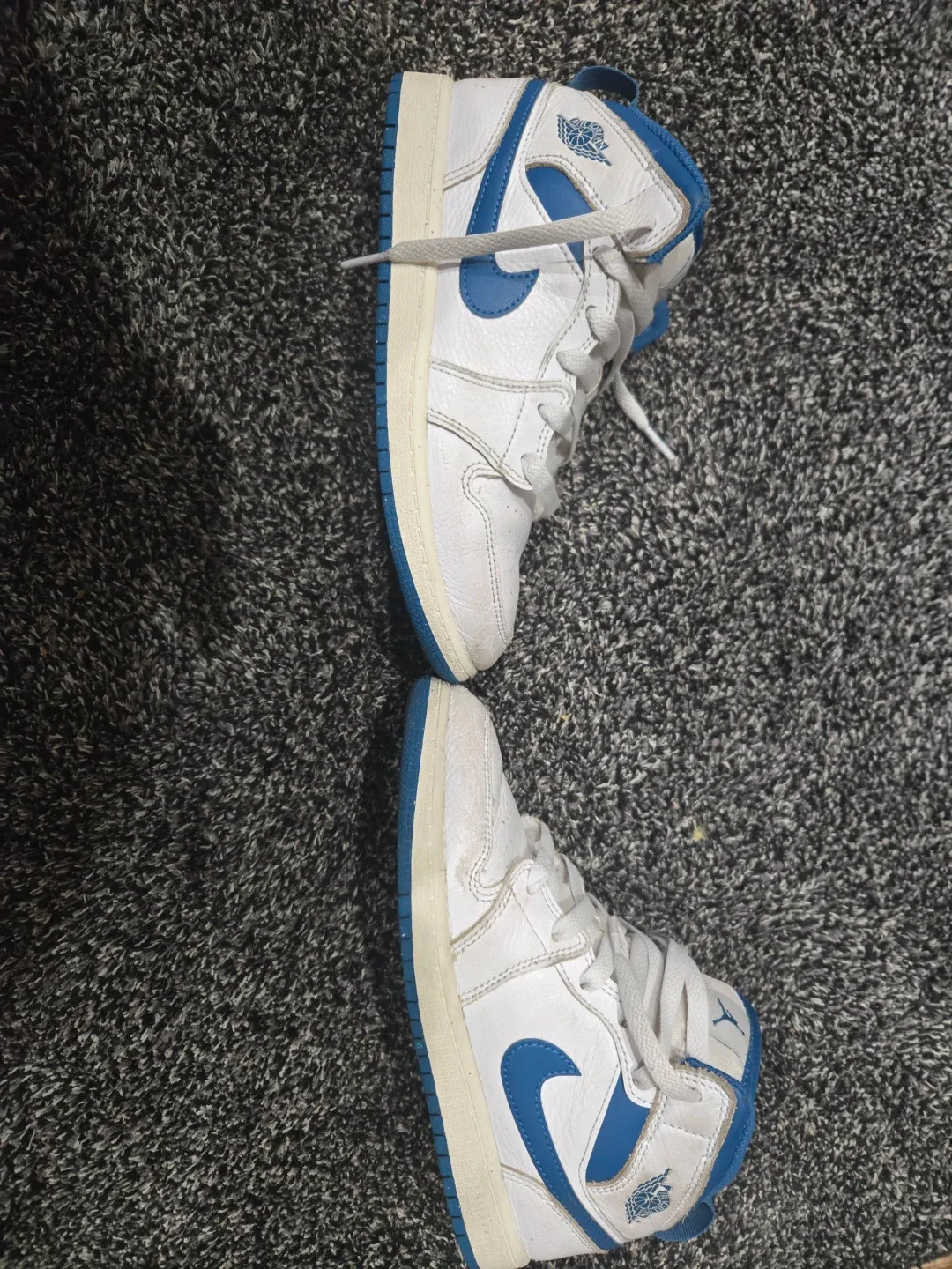 Nike Air Jordan 1 Mid White/Blue Size 3Y