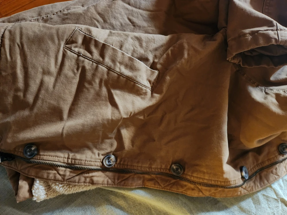 GAP Brown Sherpa Lined Jacket - photo 3
