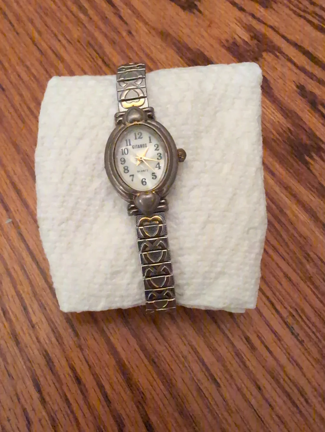 Gitano Quartz Watch image indicator(2)