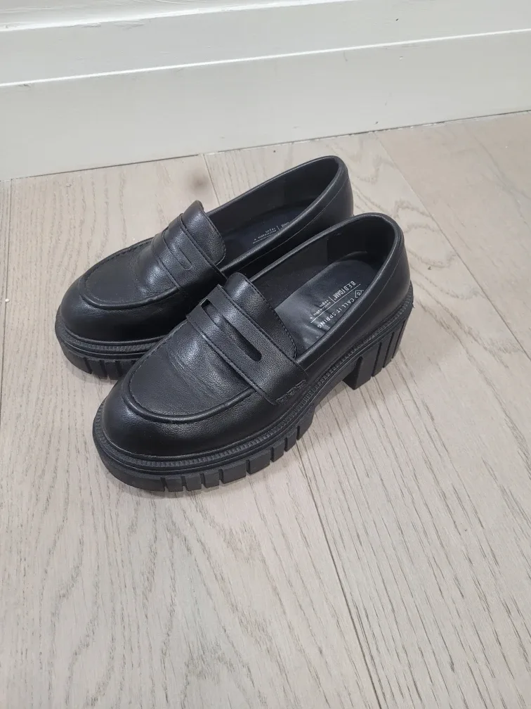 Call It Spring Black Chunky Loafers, Size 6
