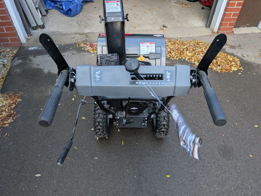 24" Briggs and Stratton gas snow blower - basically new - photo 2