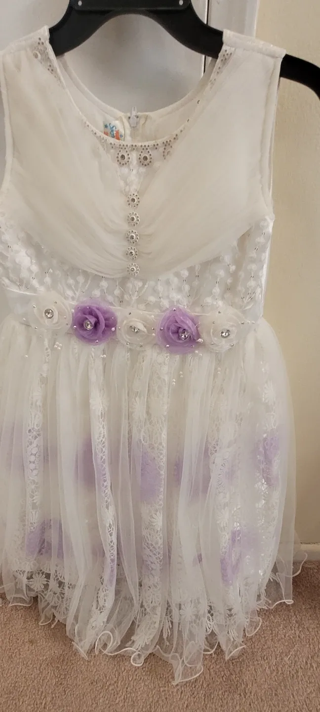 White & Purple Dress image indicator(4)