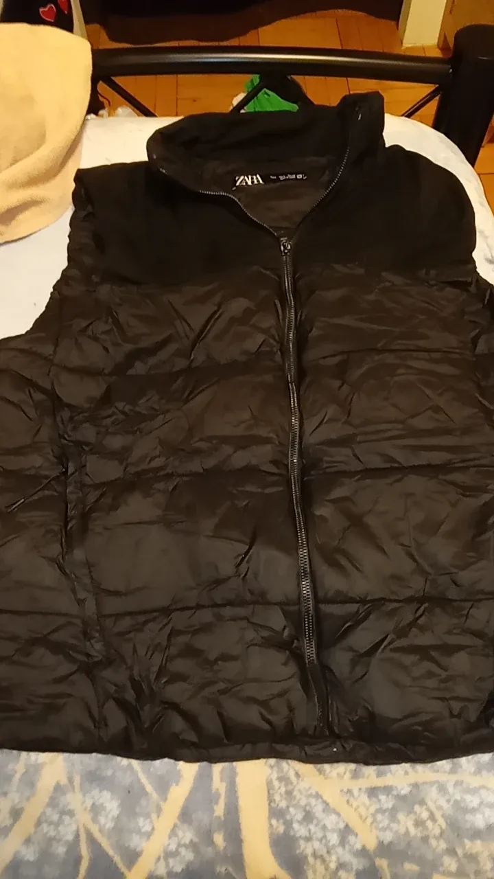 zara mens back quilted vest image indicator(3)