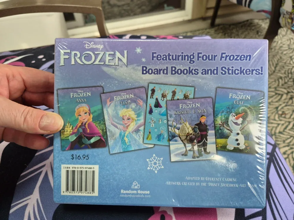 Disney Frozen Friends! 4 Books & Stickers image indicator(3)