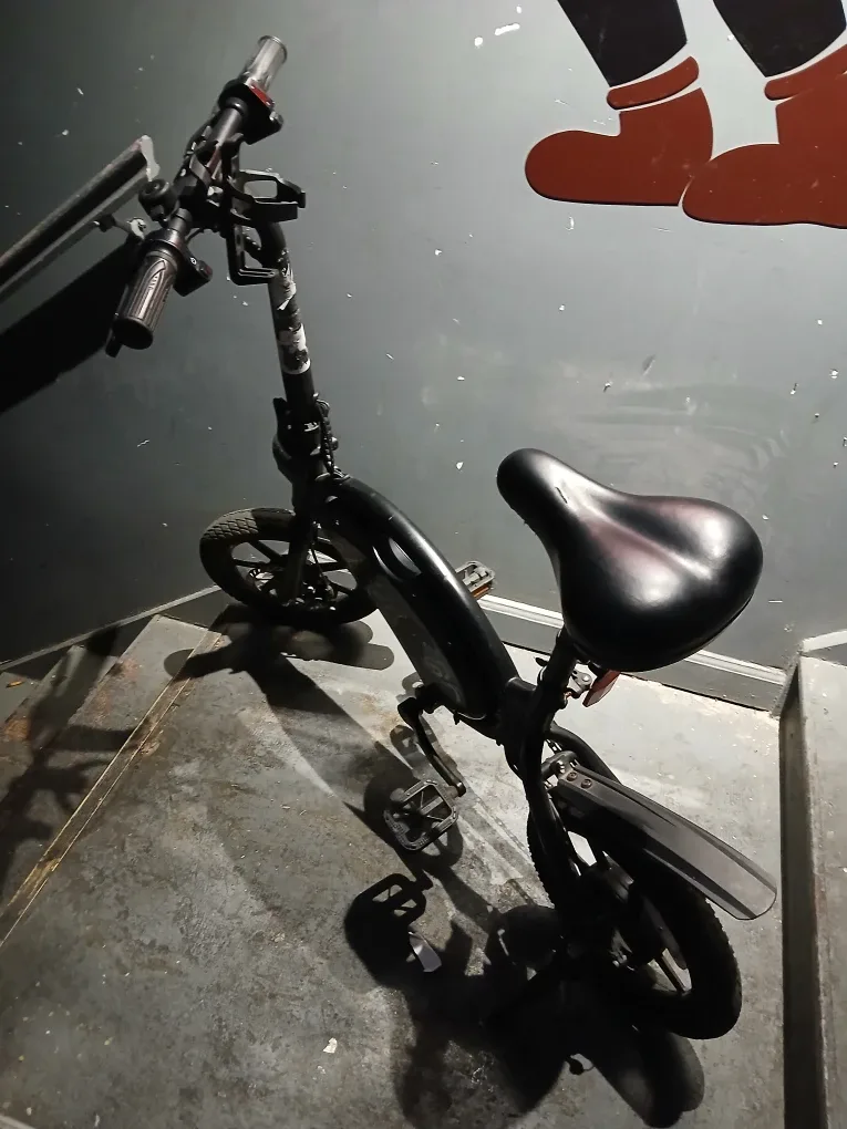 Jetson Bolt Folding E-Bike - Black image indicator(6)