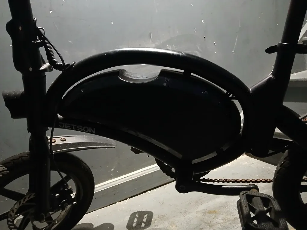 Jetson Bolt Folding E-Bike - Black image indicator(7)