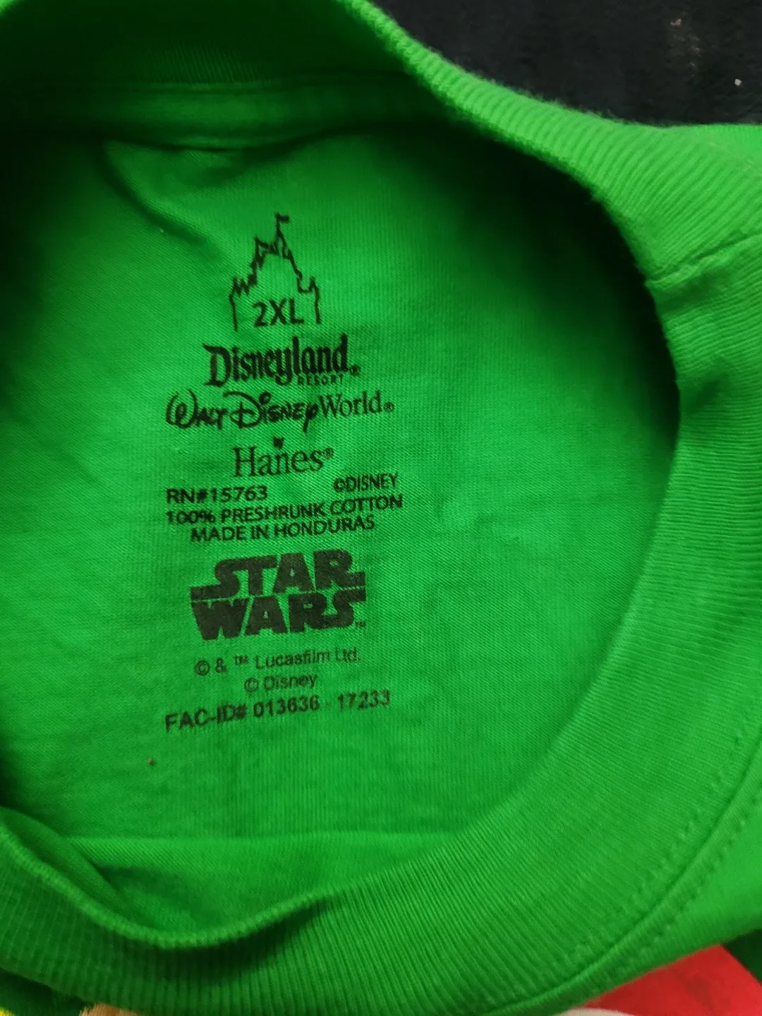 Disney Star Wars Chewbacca Holiday T-Shirt 2XL🥕 image indicator(3)