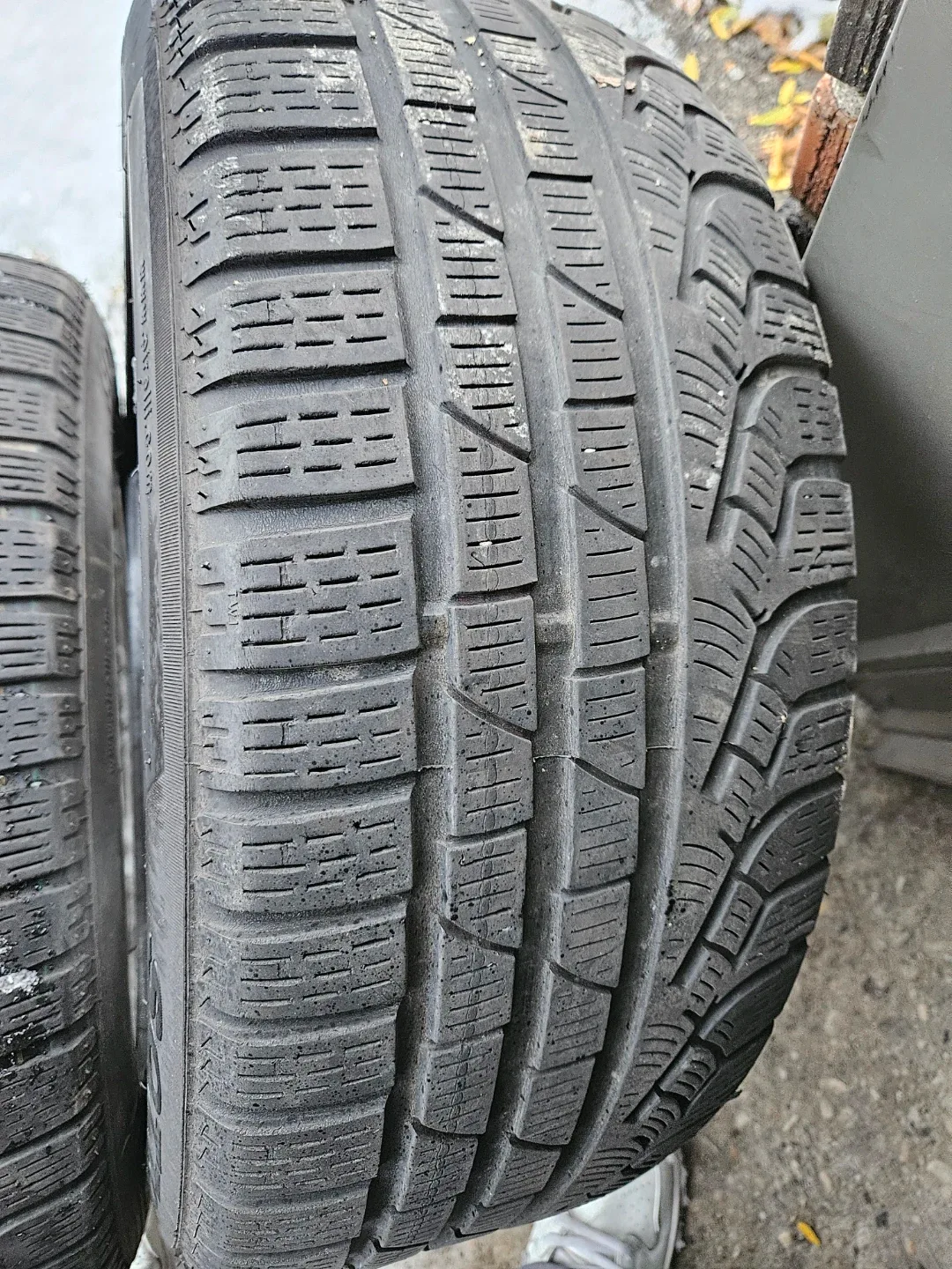 Pirelli Winter Tires and OEM Audi A4 rims. 225/50/17. 5 x 112 image indicator(5)