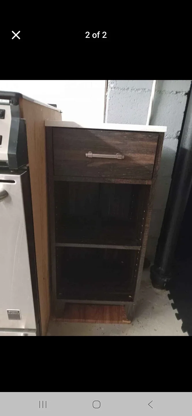 Brown floor storage 🏠Dufferin & Eglinton (OR Front+Spad, READ) image indicator(2)