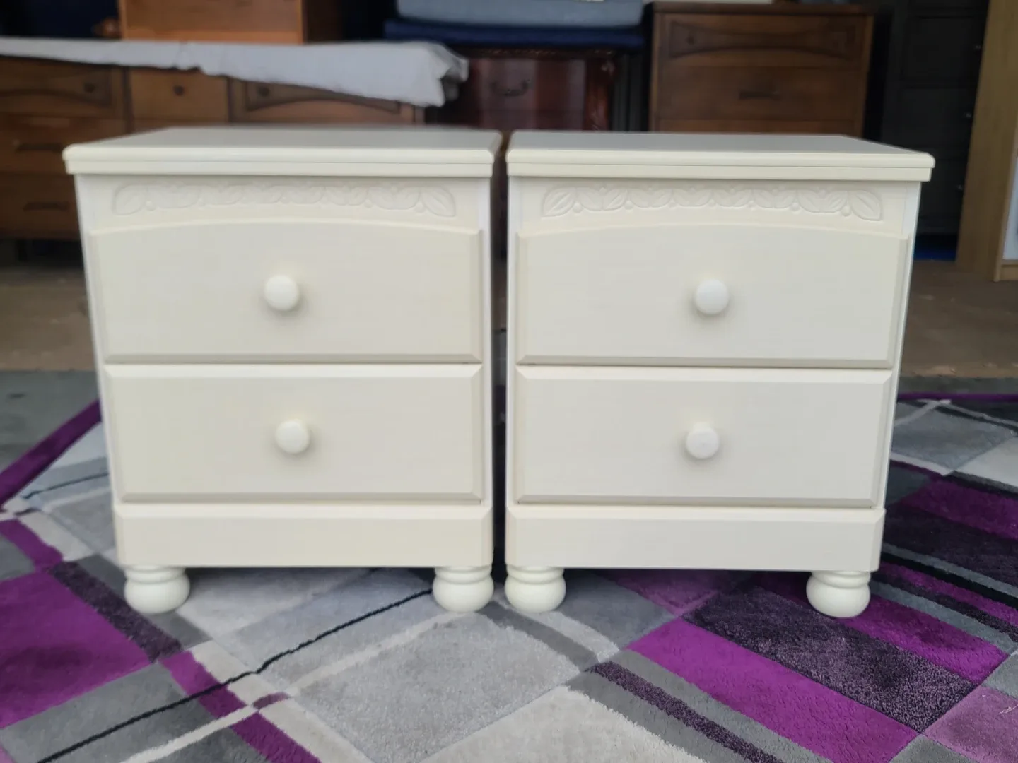 PAIR OF NIGHTSTANDS CREAM COTTAGE