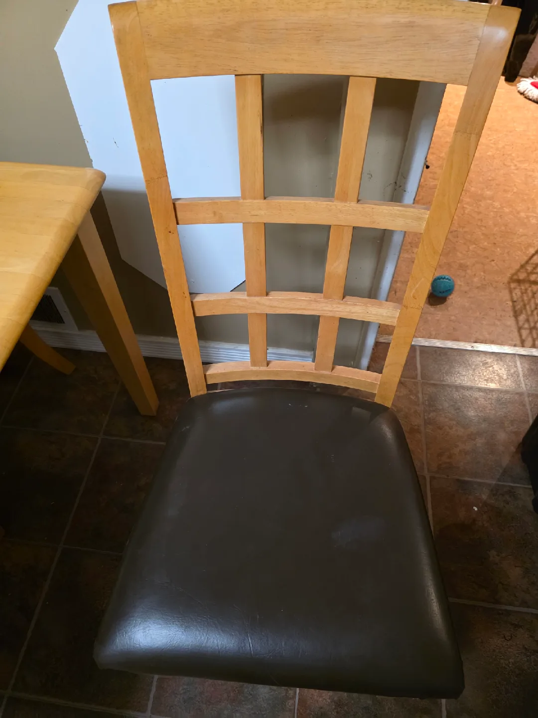 kitchen table and 6 chairs image indicator(2)