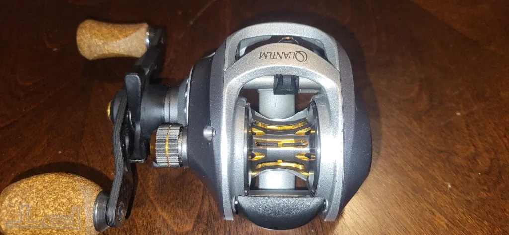 Quantum Vapor 101 Baitcast Reel (Left Hand Retrieve) image indicator(3)