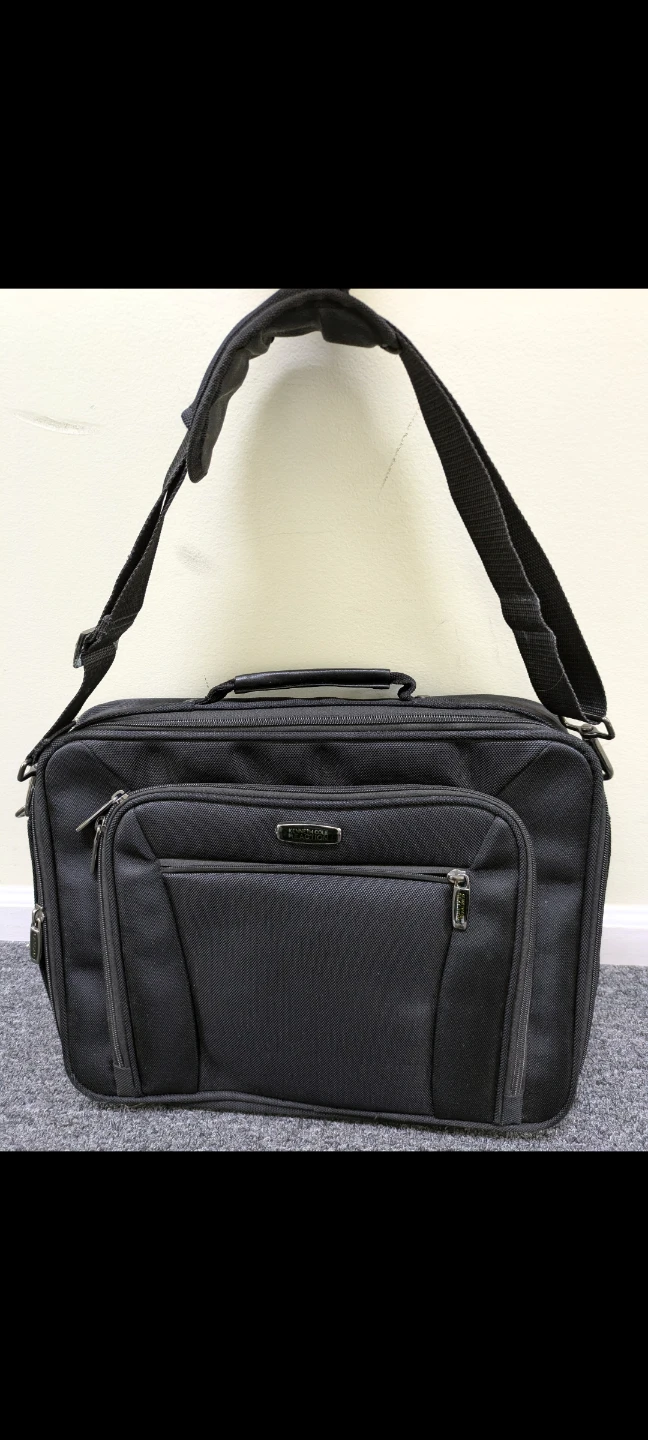 Kenneth Cole Reaction Black Laptop Bag - photo 3