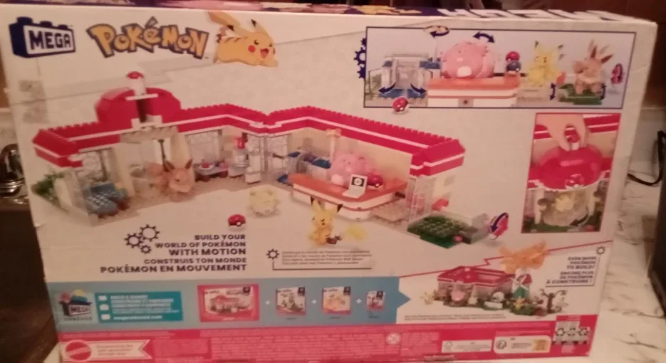 Mega Pokémon Forest Pokémon Center Building Set image indicator(2)