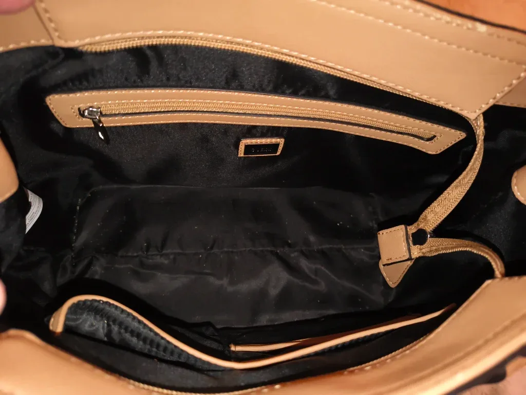 Guess Beige Tote Bag image indicator(2)