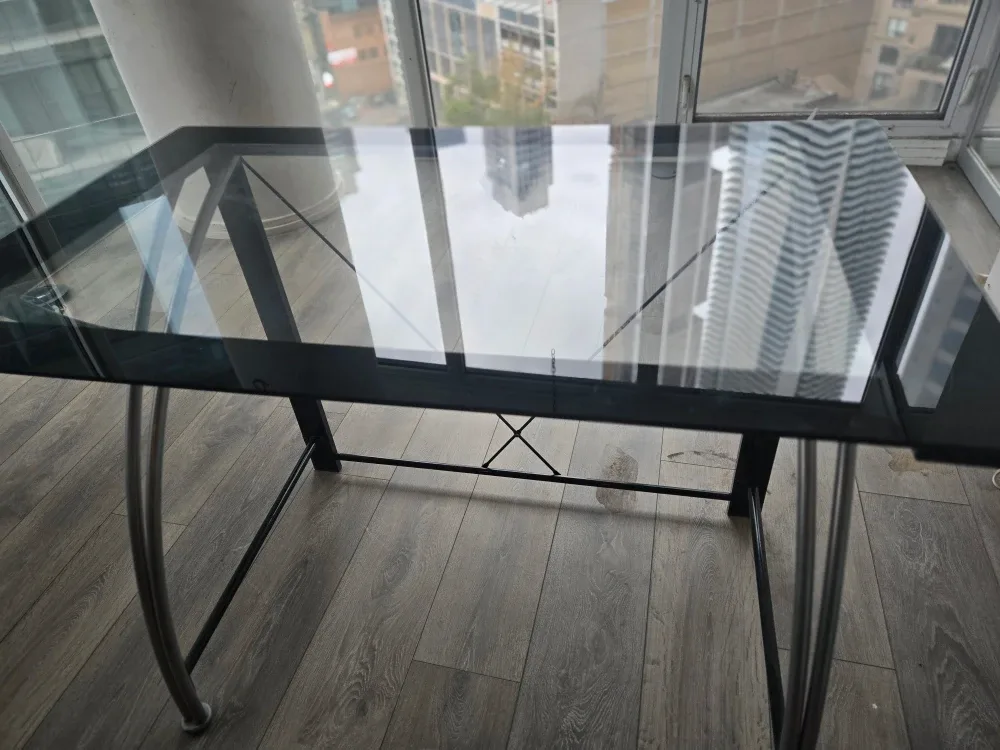 FREE  Glass Table image indicator(6)