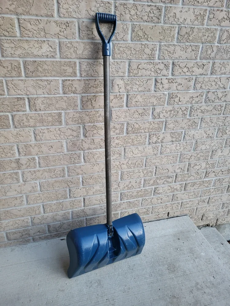 Blue Snow Shovel image indicator(2)