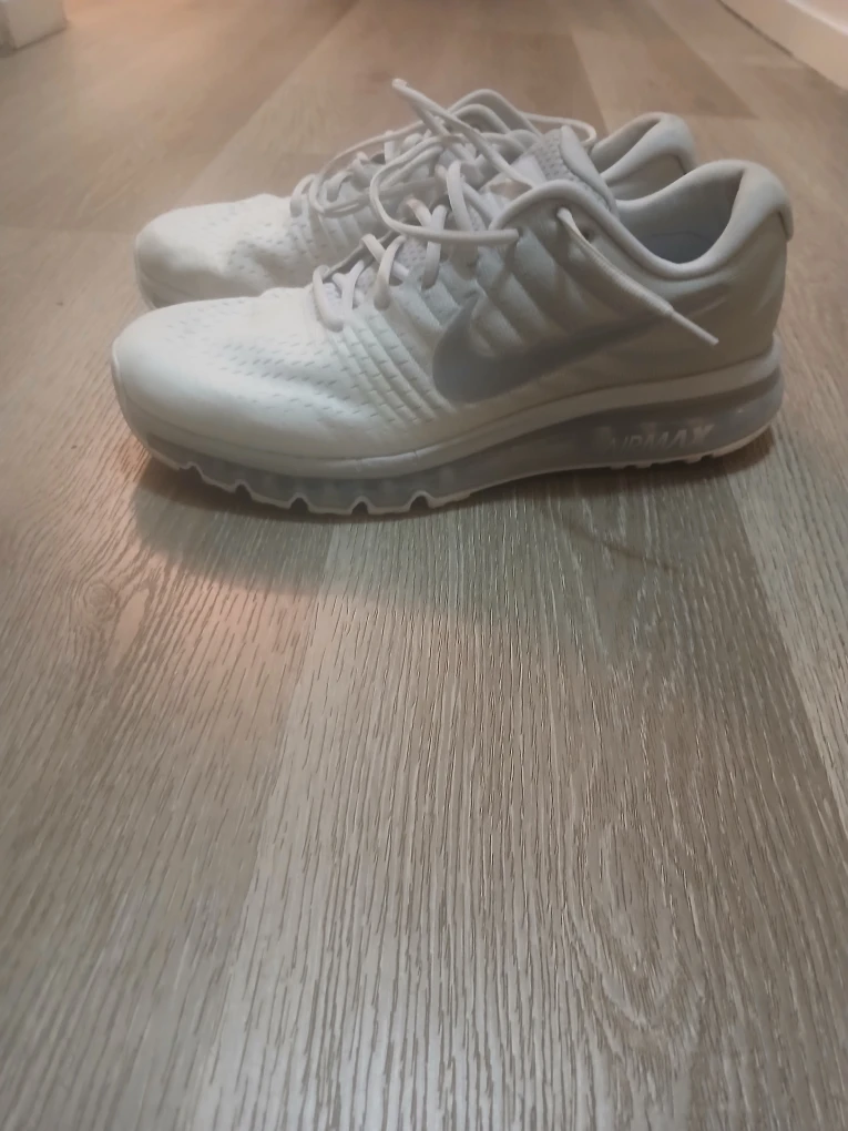 Nike Air Max 2017 White Sneakers - photo 2