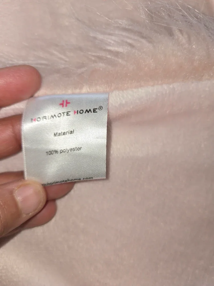 Norimote Home Pink Faux Fur Rug size 5 ft× 4ft image indicator(4)